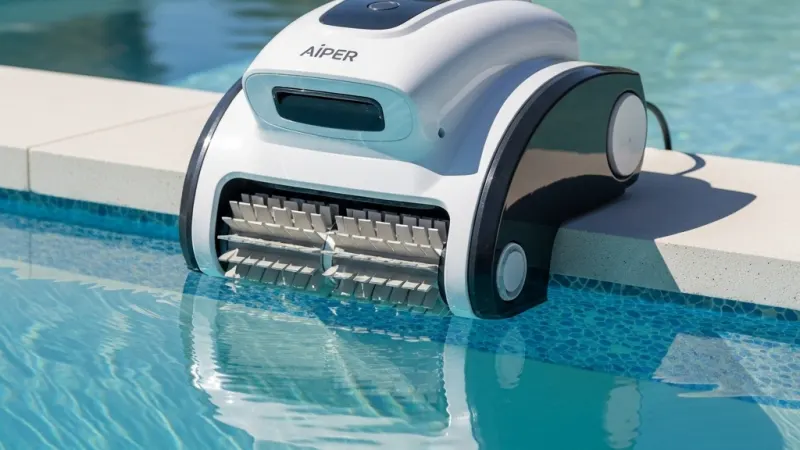 Aiper Pool Cleaner: Performance, Battery Life, & Features
